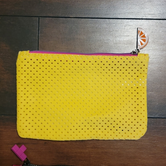 Set of Three NWOT Makeup Bags - Picture 2 of 4